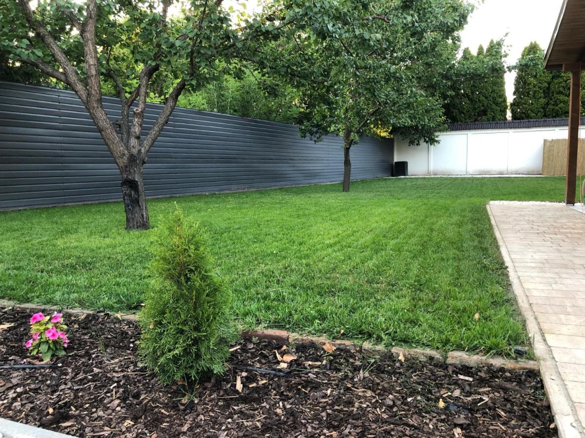 Voeroesmarty Apartmanhaz Makó Exterior foto